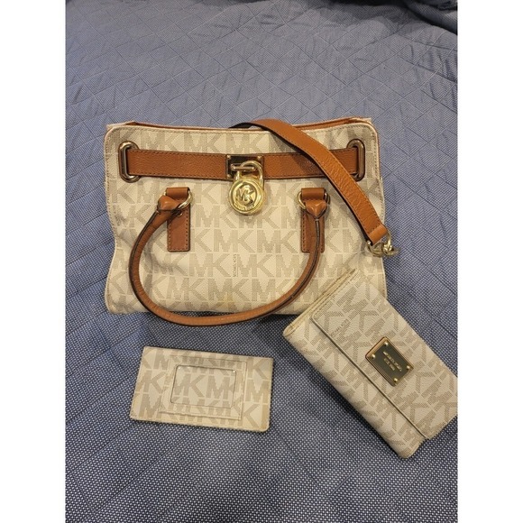 Michael Kors Satchel Handbag & Wallets MK Signature Print Designer - Picture 7 of 11